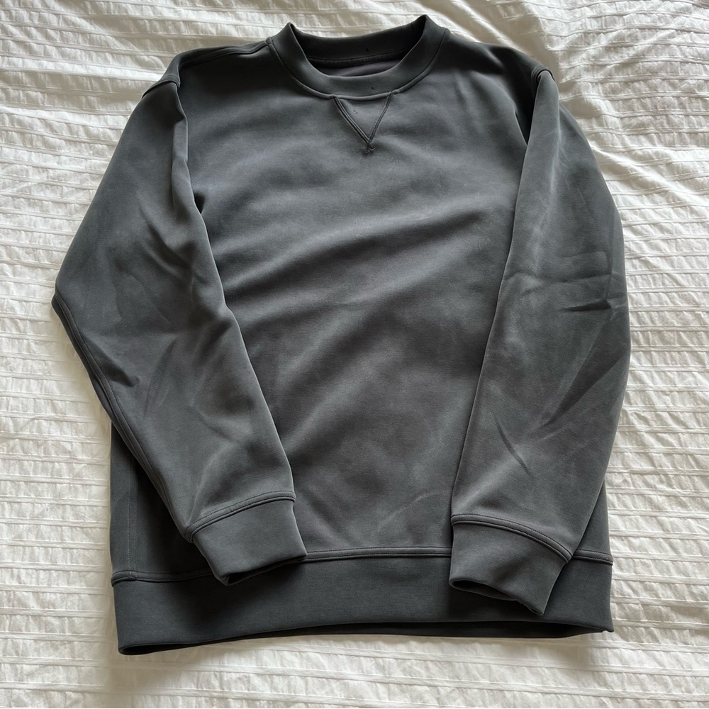 black softstreme hoodie